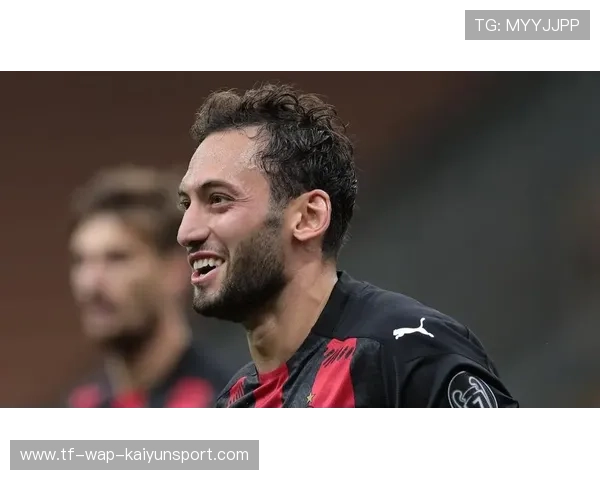 恰尔汗奥卢丢点成转折!米兰门神再次主宰比赛 恰尔汗奥卢丢点成转折!米兰门神再次主宰比赛